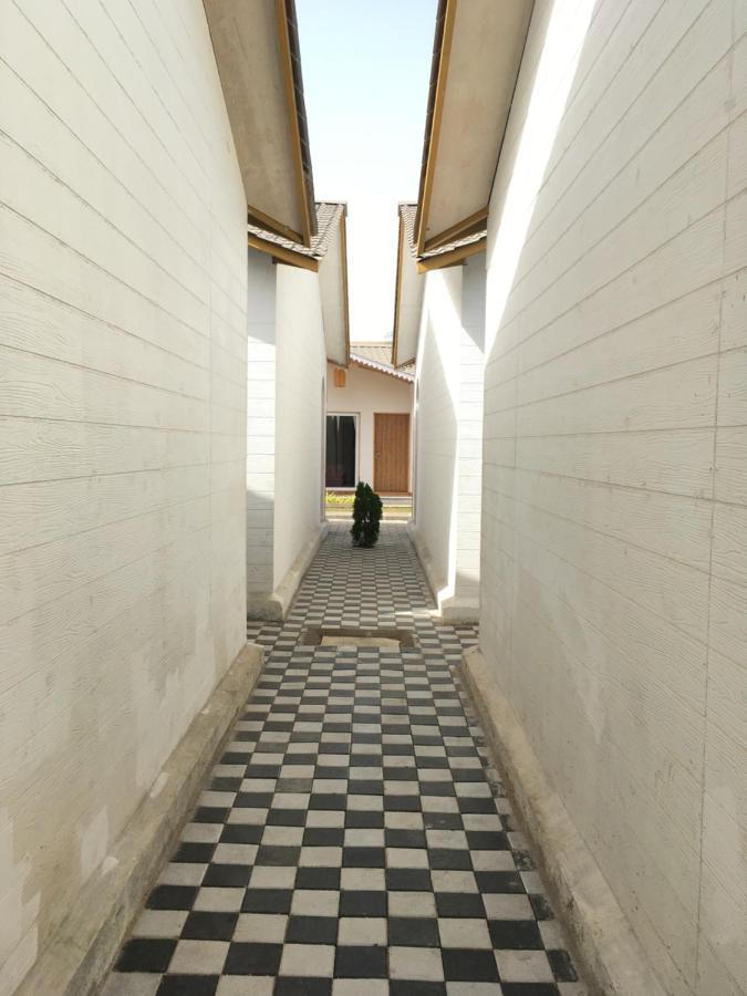 Vits Daman Devka Beach Exterior foto