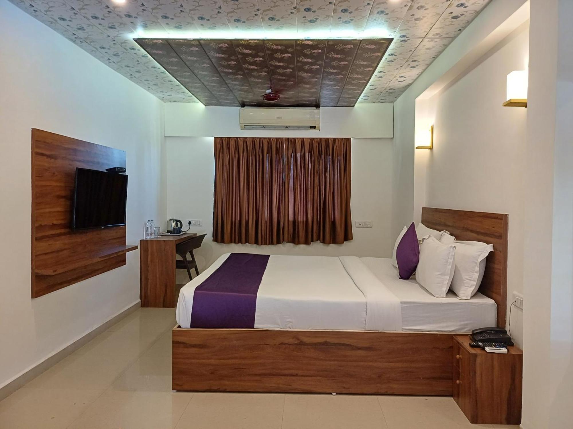 Vits Daman Devka Beach Exterior foto